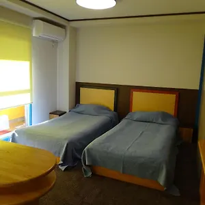 https://apt-syo-heights-twin-401.hotels-osaka.net